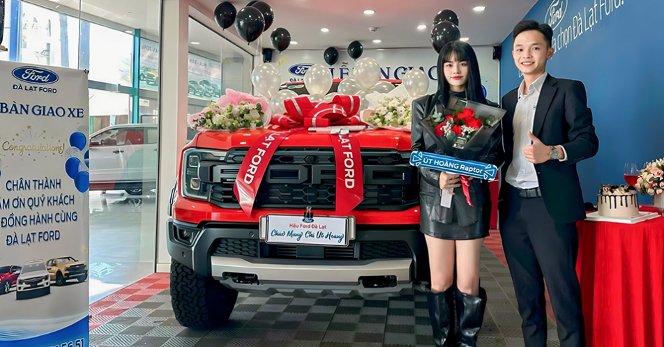 Với doanh số tăng 33% trong năm 2023, Ford Ranger vượt mặt đối thủ, đạt kỷ lục doanh số