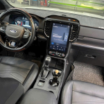 Ford Everest Titanium 4x2 AT 2023 6