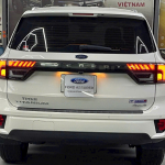 Ford Everest Titanium 4x2 AT 2023 3