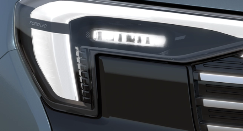 Đèn pha LED đặc trưng