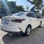 Hyundai Accent AT 2022 4